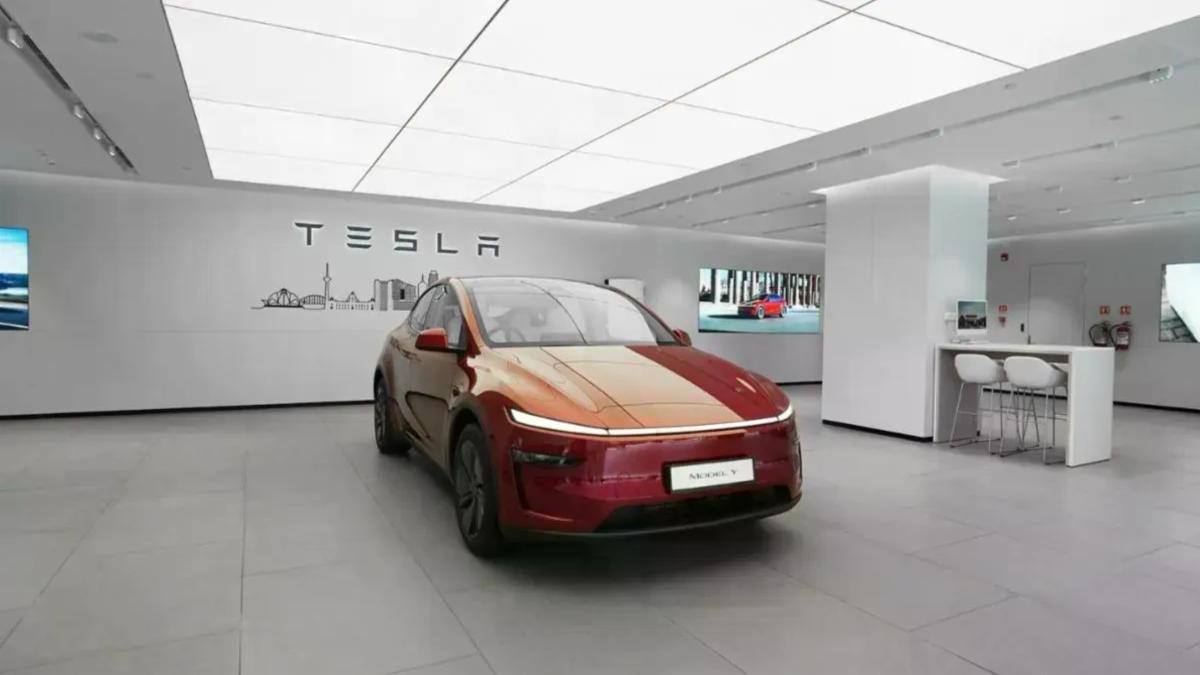 Tesla Brings the Future to Delhi: Experience Centre and V4 Superchargers Now Open in Aerocity
